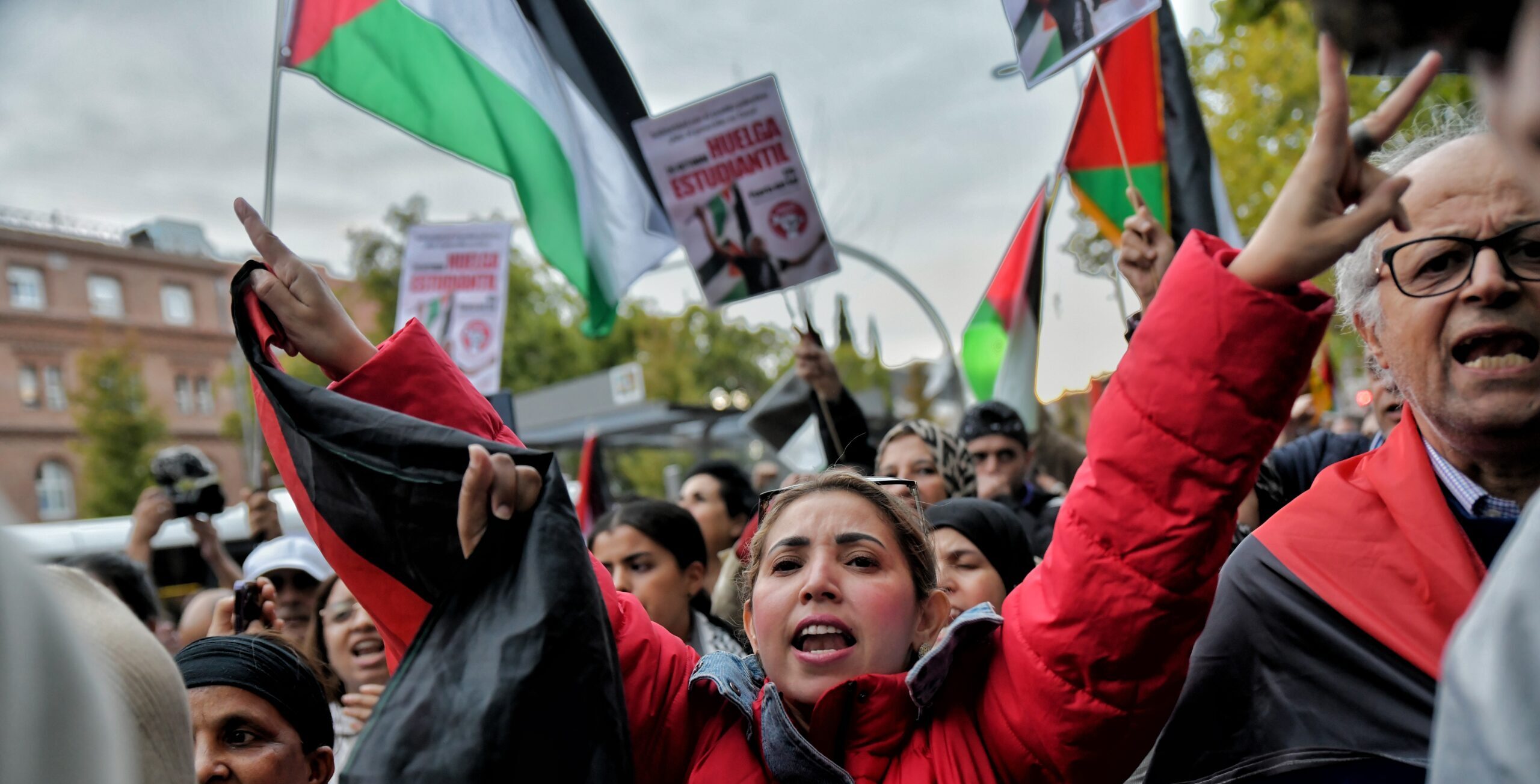 Manifestación de apoyo a Palestina frente a la Embajada de Israel en Madrid (galería de fotos)