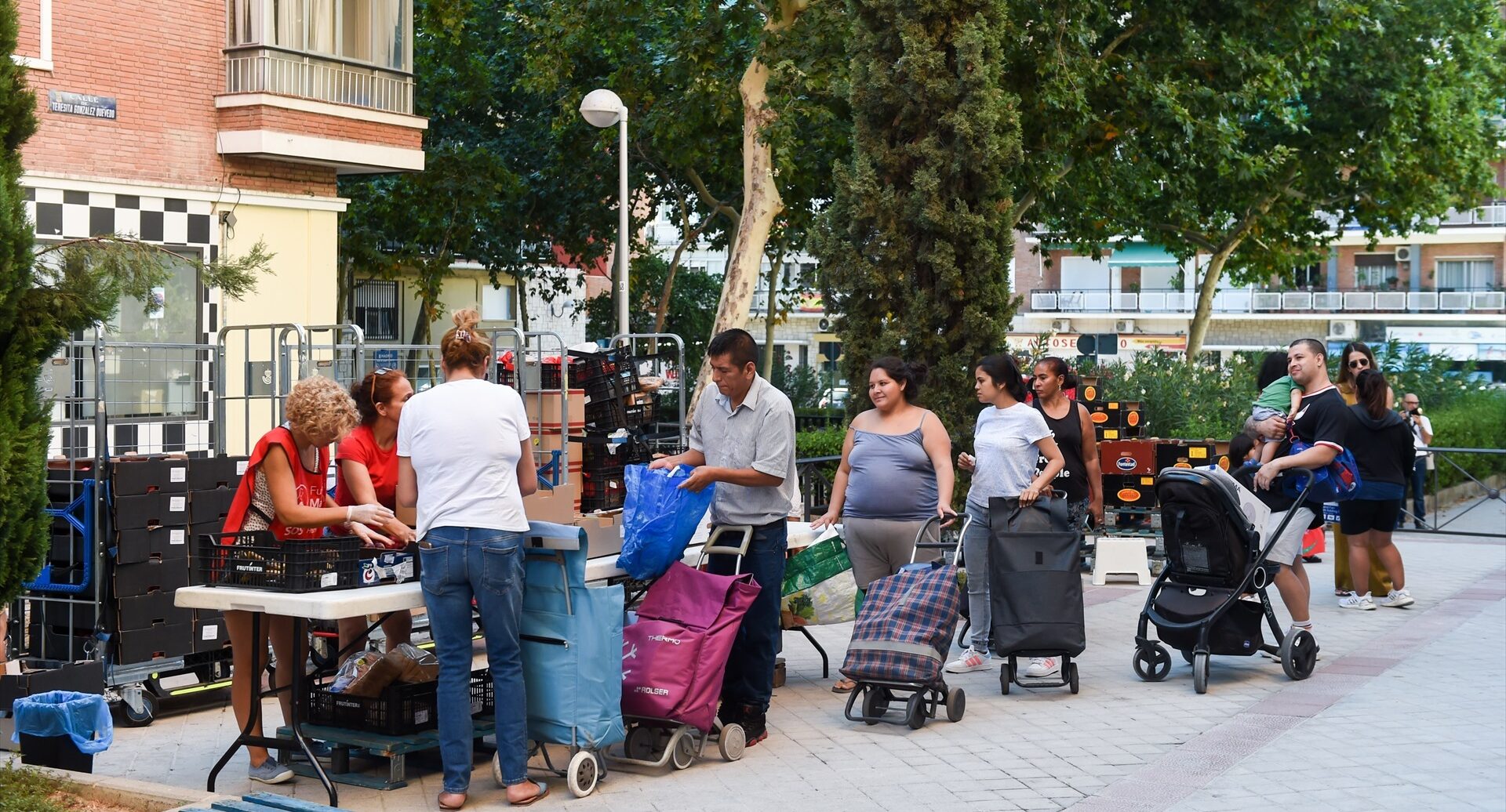 La pobreza en España se reduce a niveles de 2009, a pesar del COVID y la inflación
