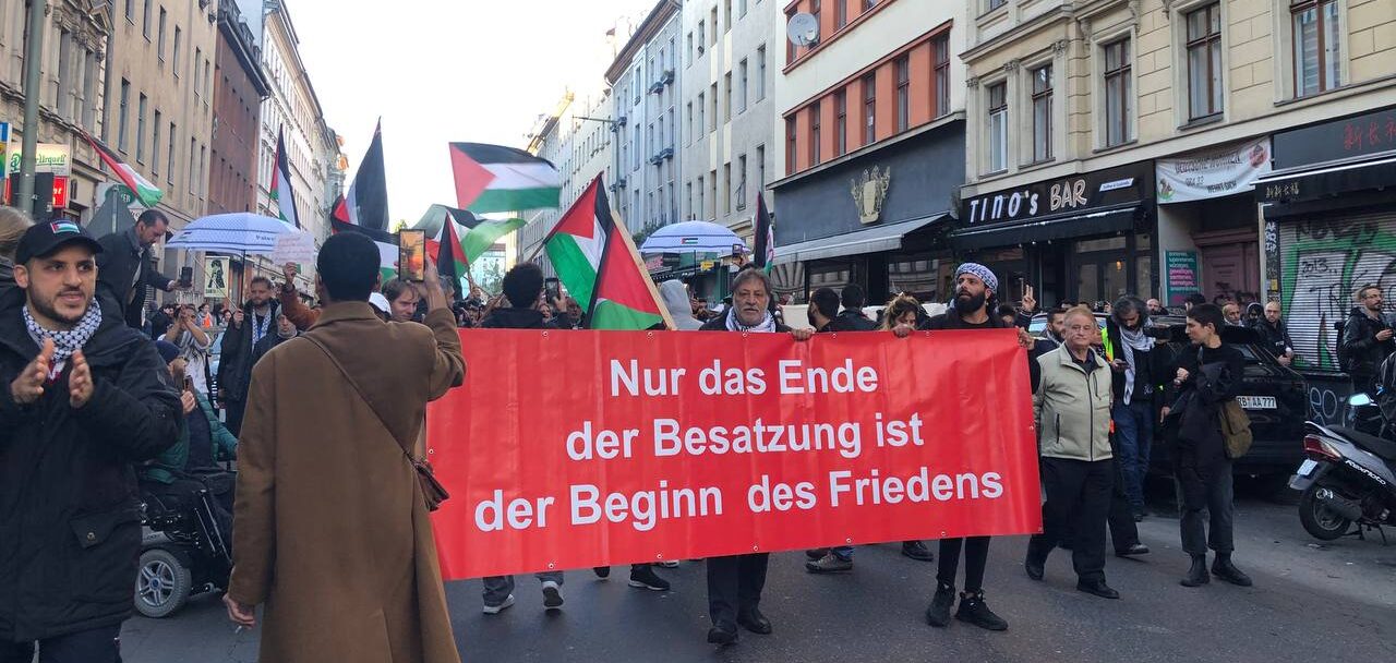 Miles de personas desafían en Alemania la prohibición de manifestarse a favor de Palestina