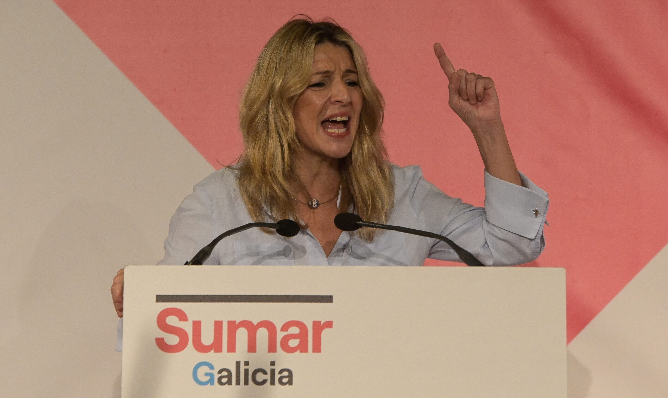 Anova rechaza un acuerdo electoral con Sumar en Galicia y Esquerda Unida pide una coalición a tres con Podemos