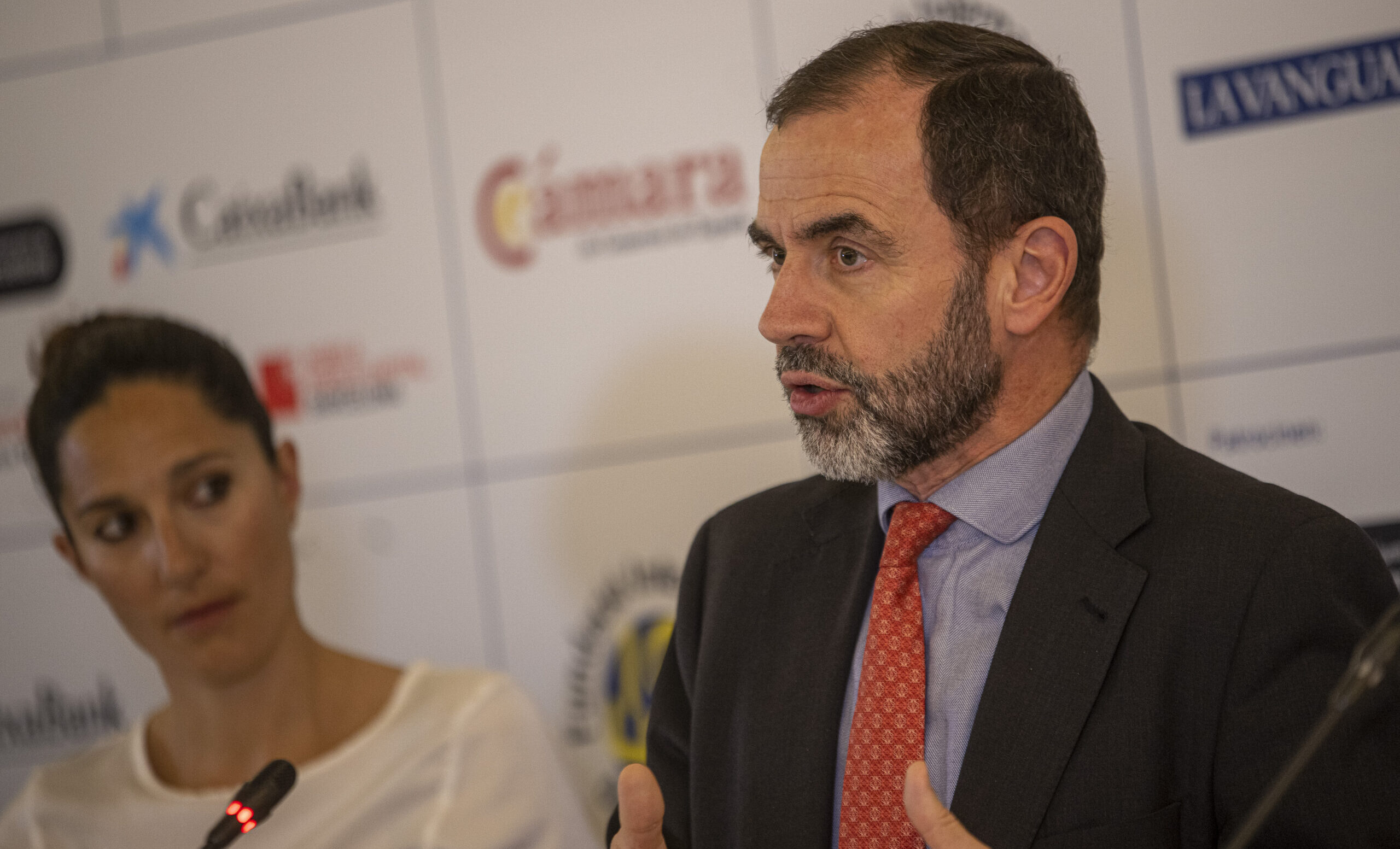 El Gobierno de Sánchez filtra a la prensa que el nuevo jefe de la Casa del Rey es «muy conservador» y «va a ir al choque»