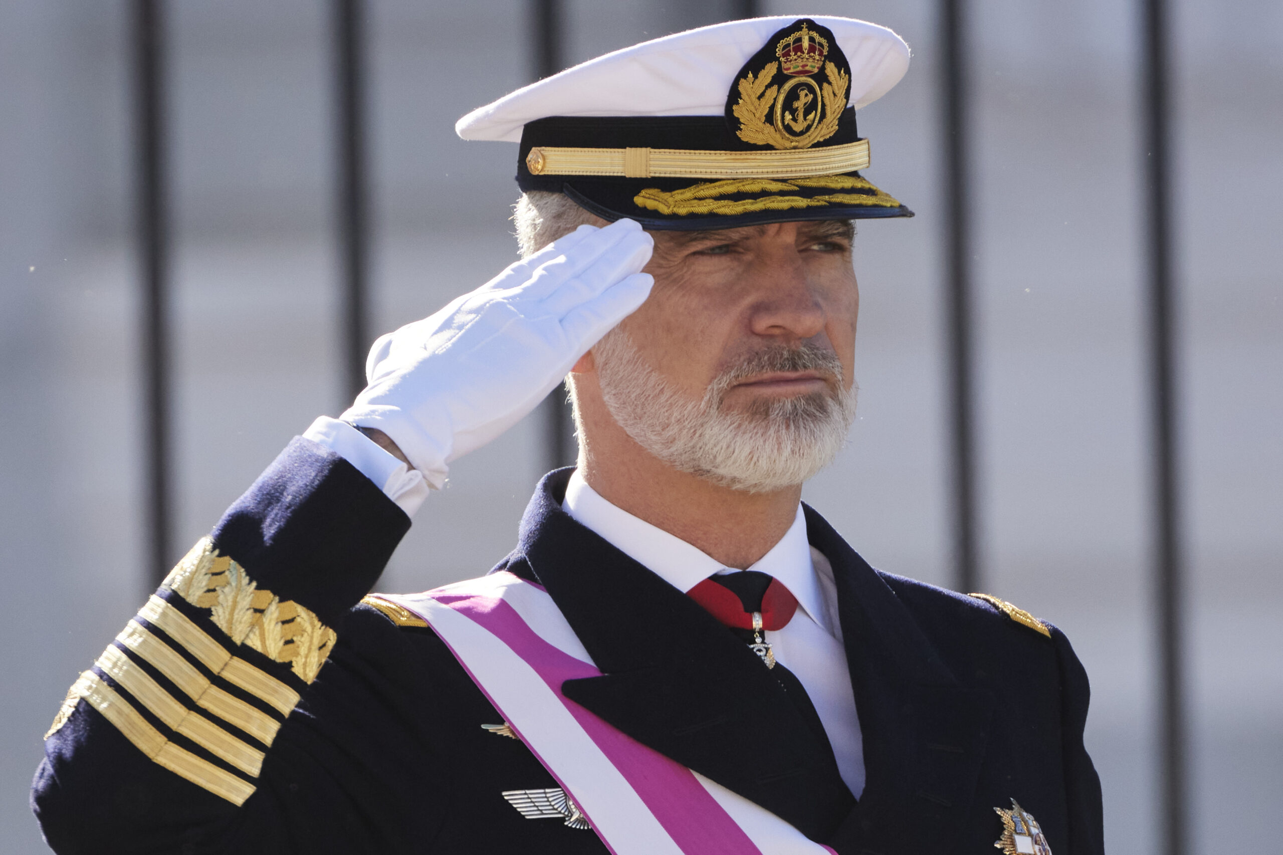 20minutos publica un almibarado artículo a favor de la monarquía con motivo de la Pascua Militar