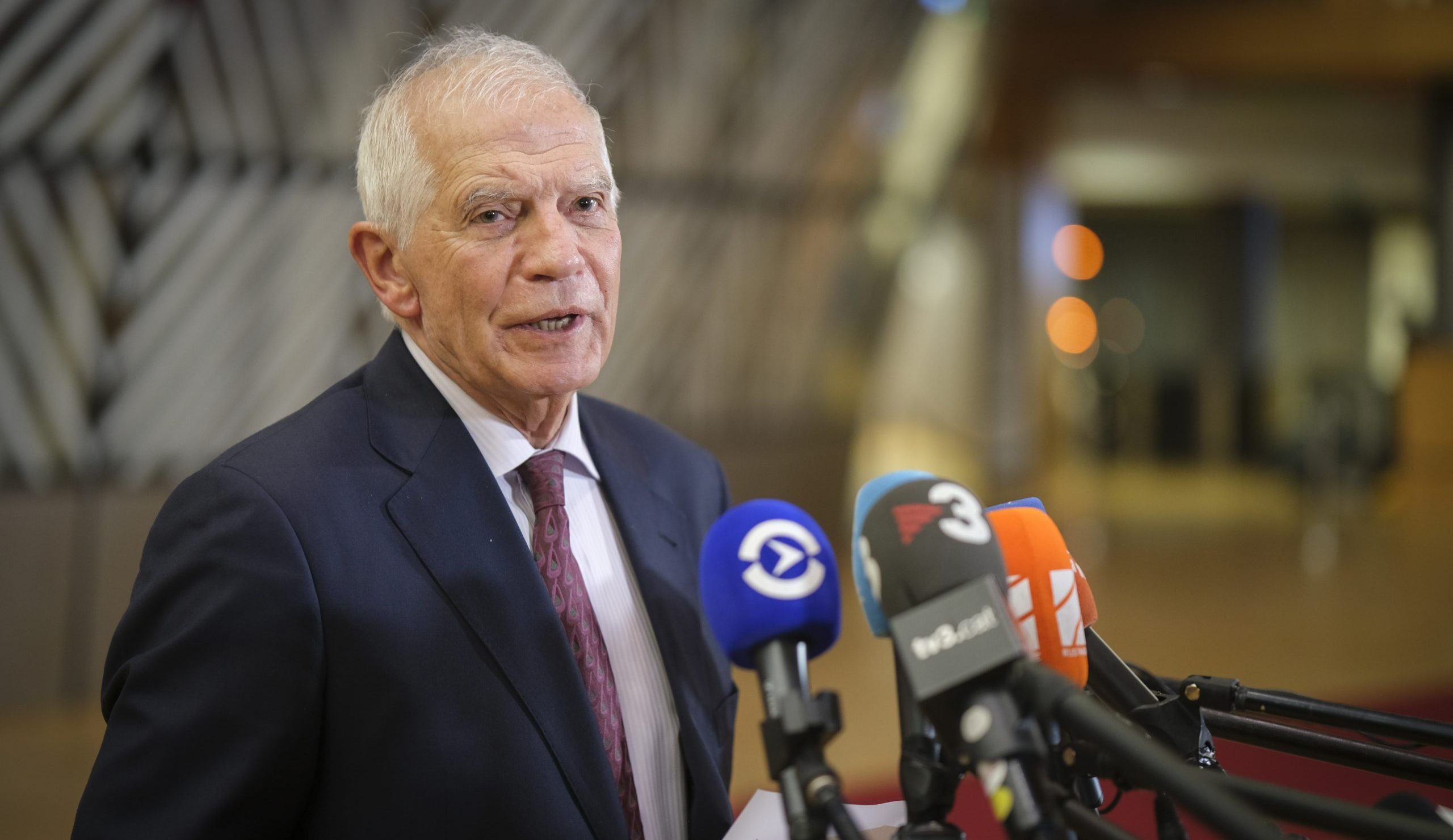 Borrell espera cerrar los detalles de la nueva misión en el mar Rojo y lanzarla en febrero