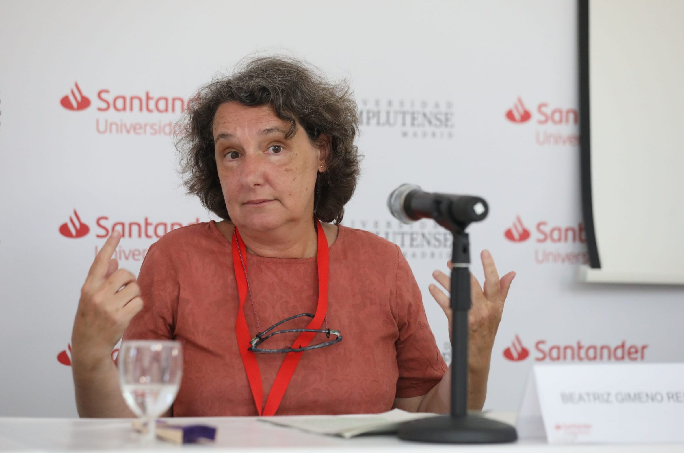 Beatriz Gimeno sobre Dani Alves y las palabras de la Ministra de Igualdad