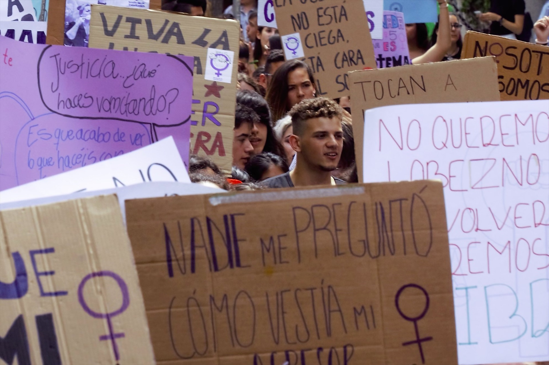 La directiva europea contra la violencia machista deja fuera el delito de violación