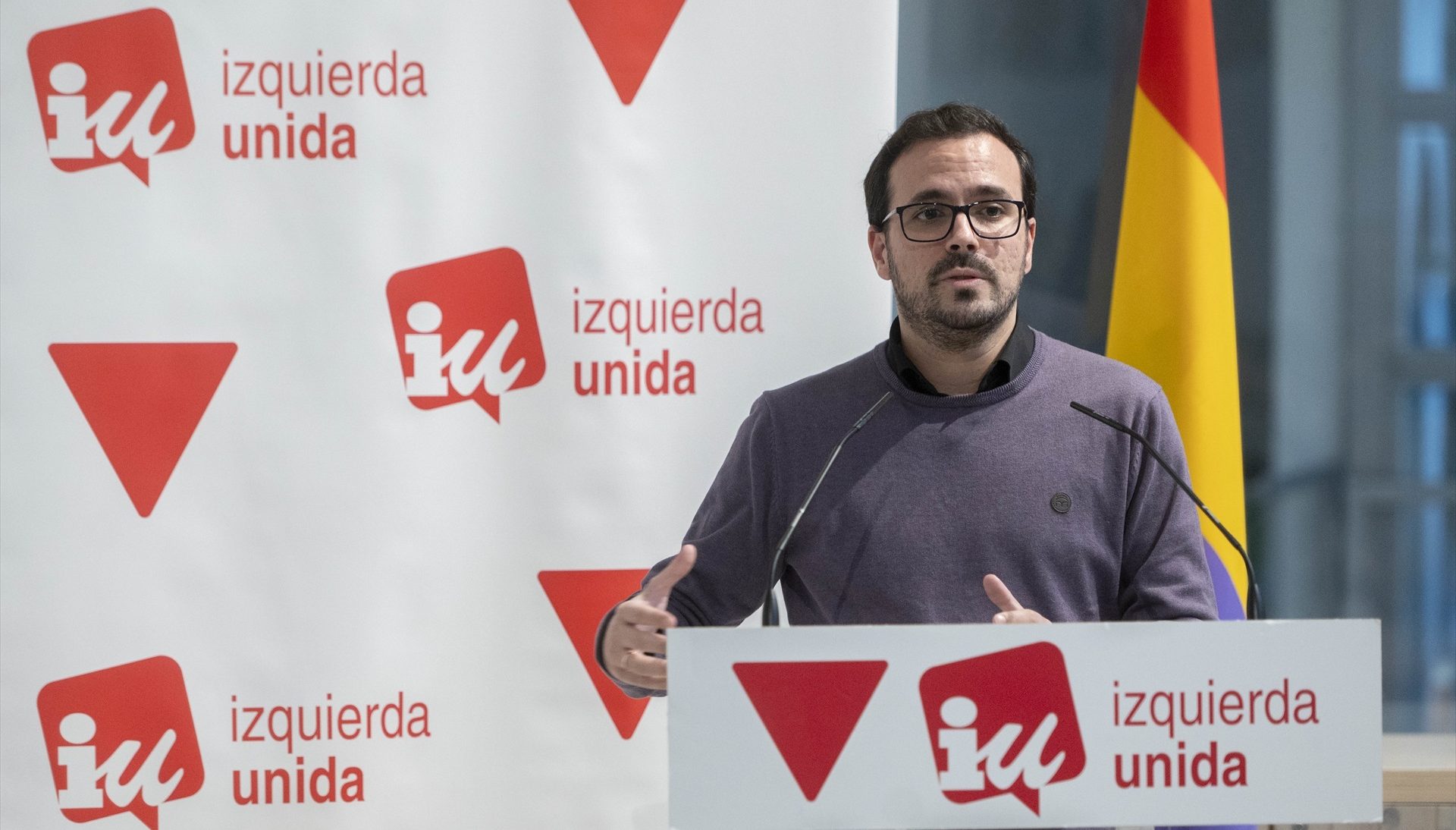 Alberto Garzón ficha por la consultora ACENTO de los ex-ministros Pepe Blanco (PSOE) y Alfonso Alonso (PP)