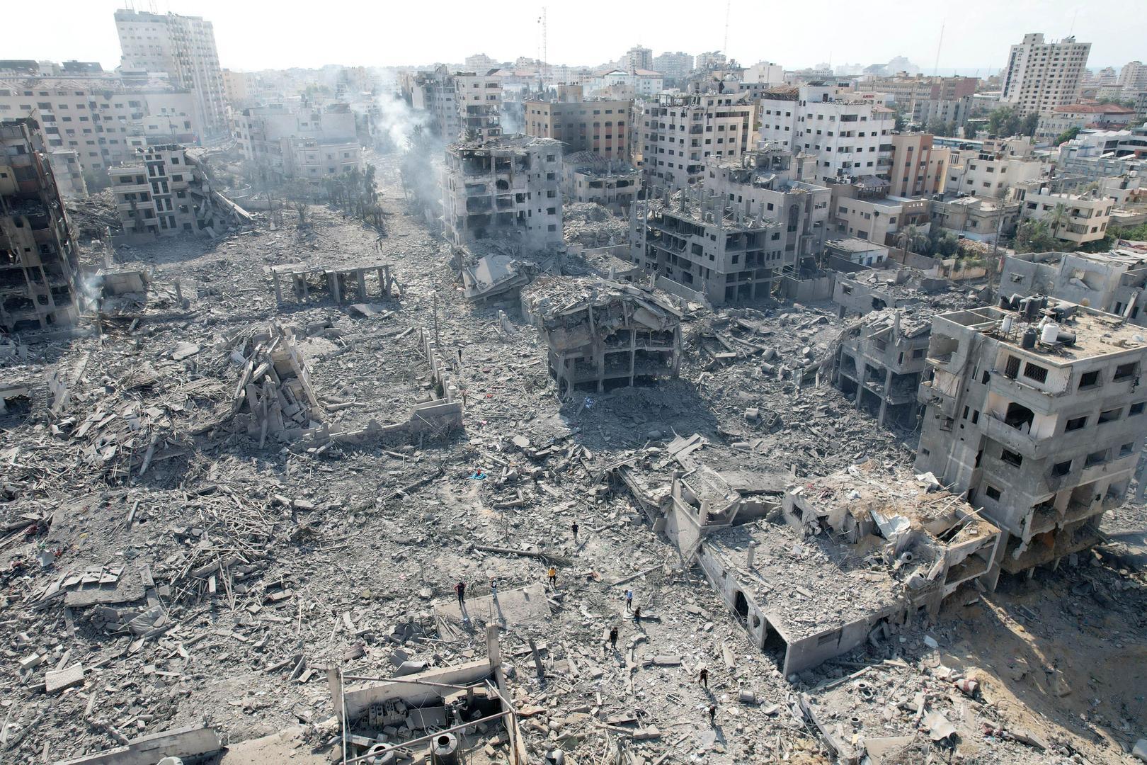 ¿Quiénes son los ejecutivos que ganan dinero con las bombas arrojadas en Gaza?