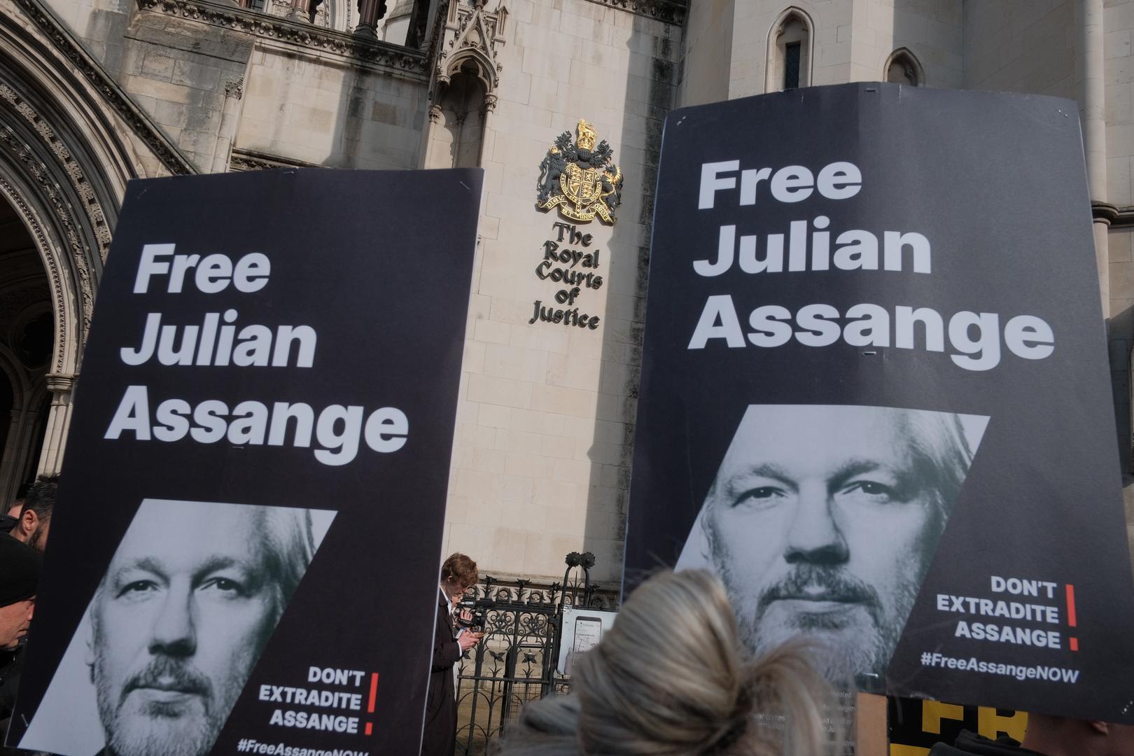 La Justicia británica frena la extradición de Assange y pide garantías a EEUU por el riesgo de aplicar la pena de muerte