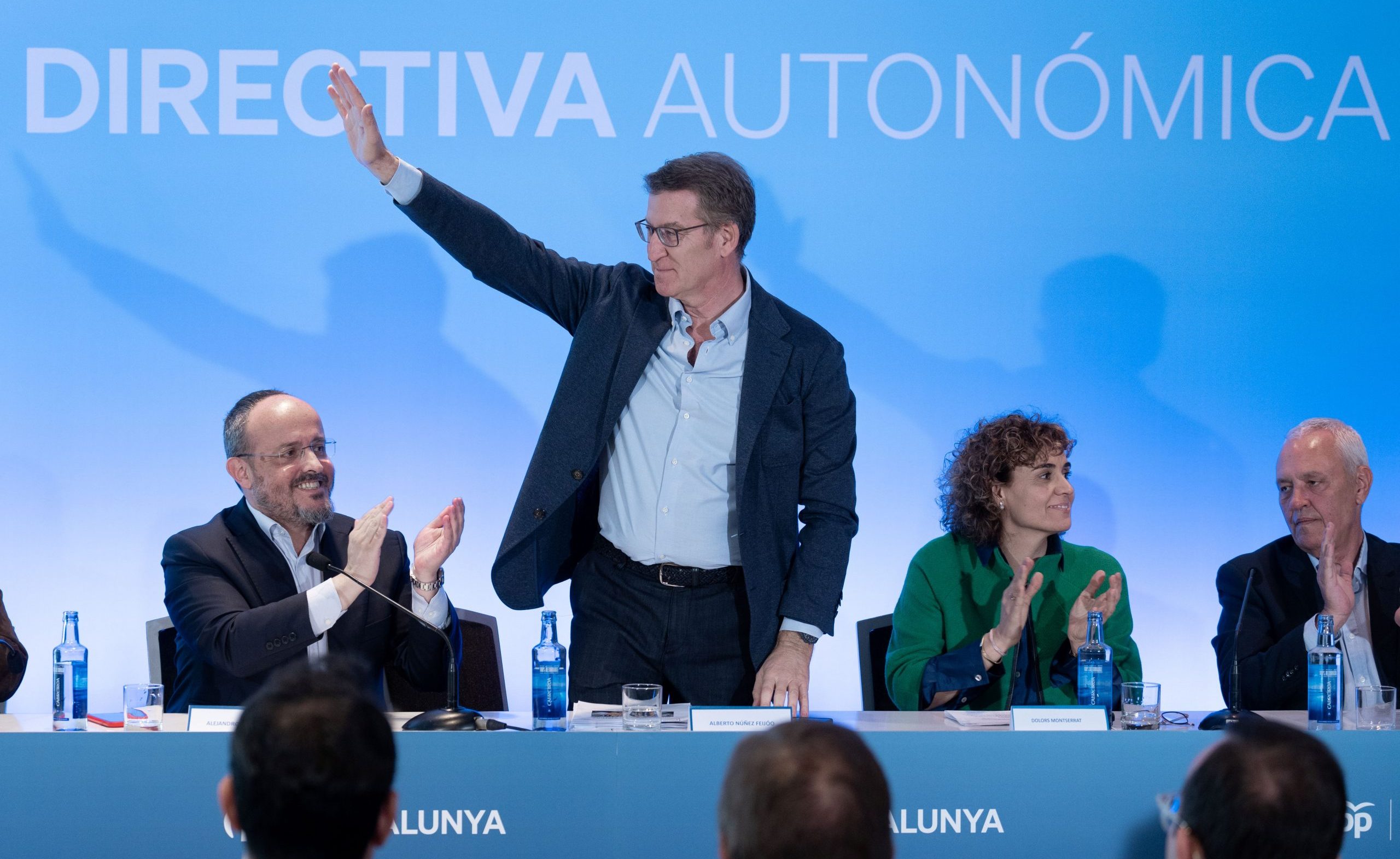 Feijóo insiste en conversar con Junts mientras el candidato del PP en Catalunya habla de «romper» con el nacionalismo