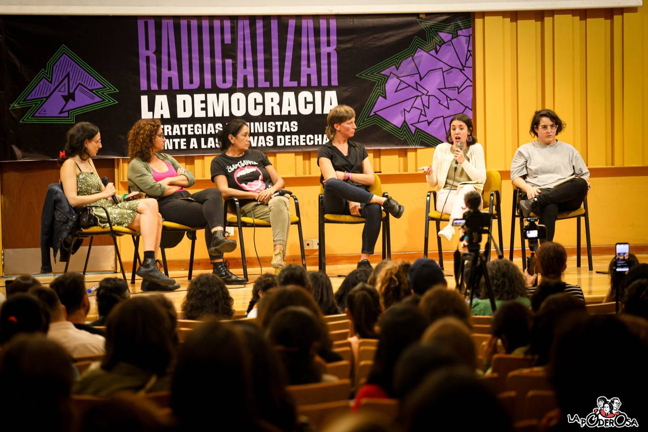Mujeres del mundo se reunieron en Argentina en el encuentro «Radicalizar la Democracia. Estrategias feministas frente a las nuevas derechas»